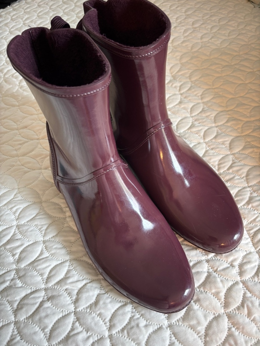 Michael Kors Plum Rain/Snow Boots size 10 EUC